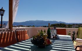 Guest House Sucuraj